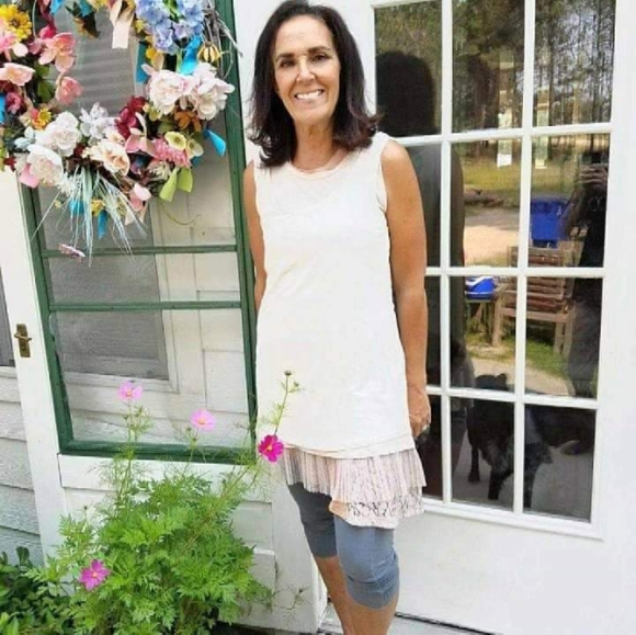 Vintage, New, Gently Loved, Second clothing ,d - Picture 1 of 2